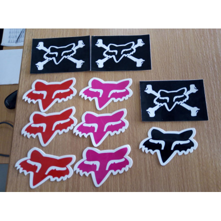 Наліпка FOX "FOX HEAD - 2.5" PINK 14897-170-OS Наліпка FOX "FOX HEAD - 2.5" PINK 14897-170-OS