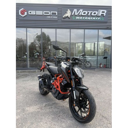 KTM DUKE 390 (2023)